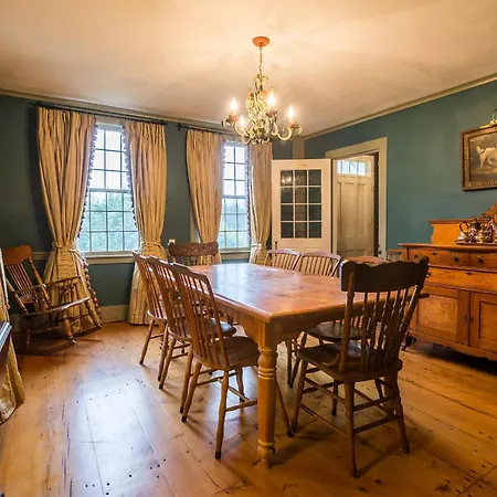 Fireplace, Ski-Okemo, Apple Trees, Piano, Amazing Views, Firepit, Priory, Pool, Fields, Theatre!